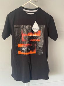 BNWT Status London Top: XS