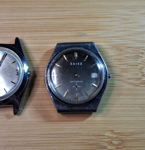 Two Vintage Mechanical Watches Spares or repair