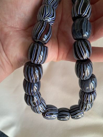 Parfois Black, Blue & White Beaded Statement Necklace