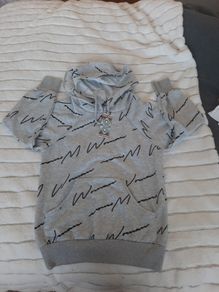new script hoody from boohoo