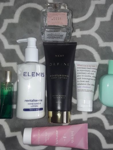 cosmetics  bundle