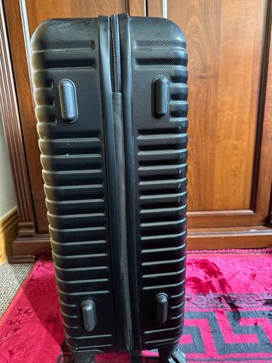Luggage suitcase medium