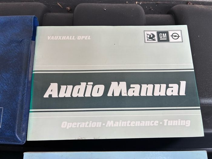 Vintage Opel Astra owners manual