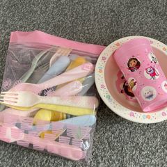 plastic cutlery