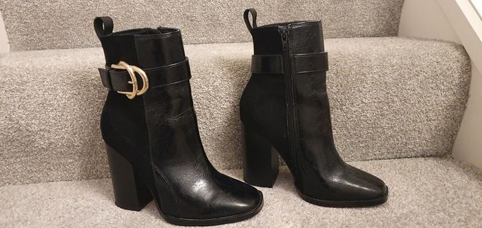 Boots Reduced Really Beautiful Boots. BIG CLEAROUT, MAKE AN OFFER