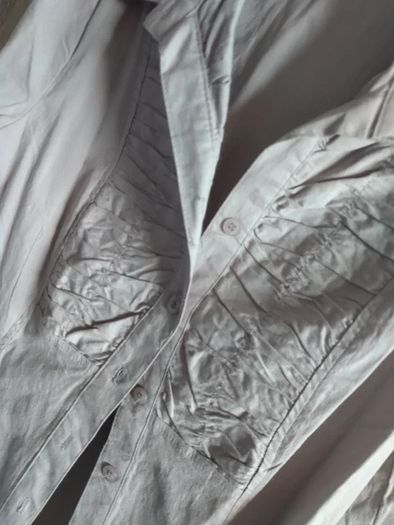 New grey shirt fits sm premium quality