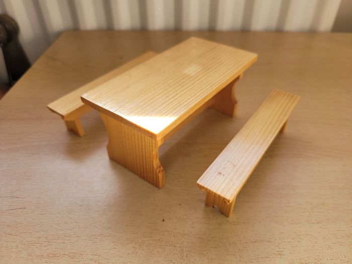 Dolls house garden furniture - some vintage