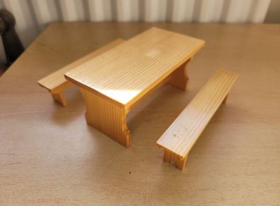 Dolls house garden furniture - some vintage