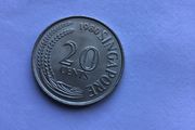 1980 Singapore coin 20 Cents