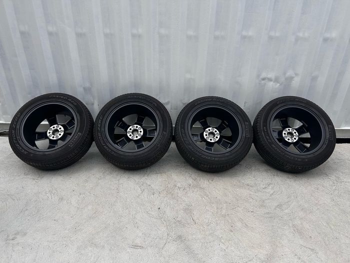 Genuine Land Rover Defender 20" Alloy Wheels - Pirelli LR Tyres