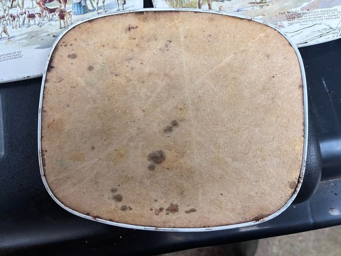 5 vintage tin and wood place mats