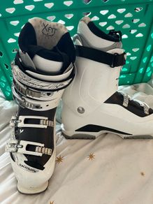 ladies ski boots