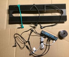 Small Pedalboard Kit Ready to Set Up