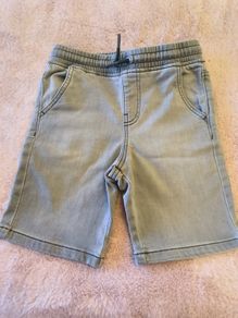 Shorts 6-7