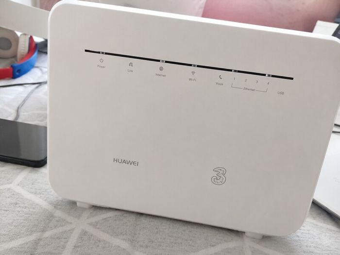 Few each 4G Router B535 unlocked brand new