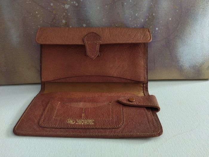 Freepost  Unusual Vintage Devon Leathercrafts Goatskin Wallet / Purse