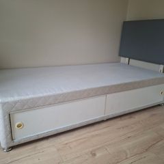 Single Beds x 2