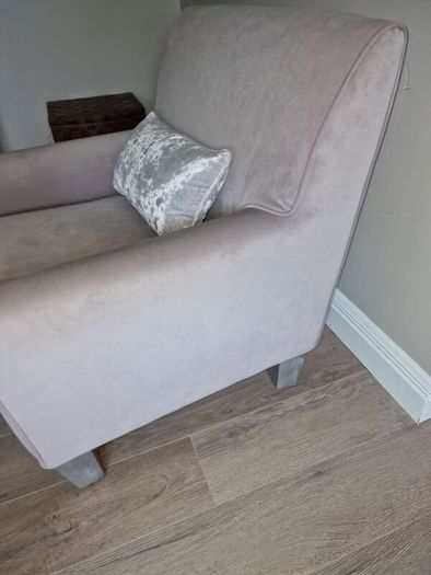 Arm chair