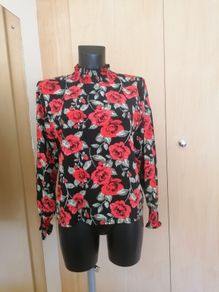 Women's Blouse NWOT SIZE 14