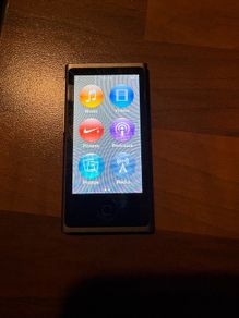 Apple iPod Nano 7th Gen 16GB