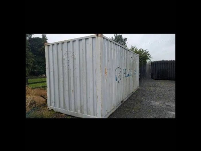 20ft Container, fully wired for lights & sockets