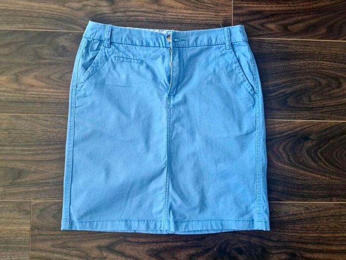 Camaieu chino skirt in light blue s. 10/M