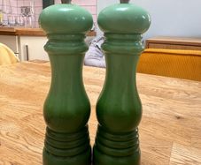 Le Creuset Salt & Pepper