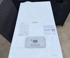 Glow worm gas boiler.