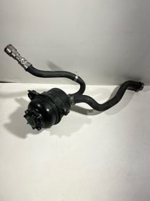 BMW 3 Coupe E90 E92 E93 Power Steering Fluid Tank Reservoir 32416768094 6768094 a3l3b212g