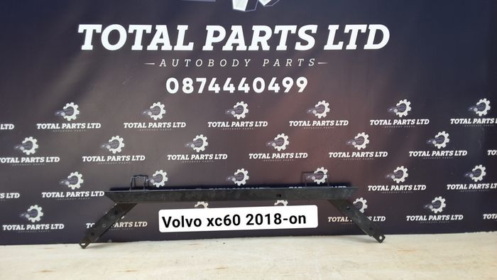 volvo xc60 2018-on front cross member