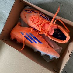Football boots Adidas F50 UK 8 1/2