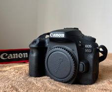 Canon EOS 90D DSLR (inc Lens / Bag / Acc)