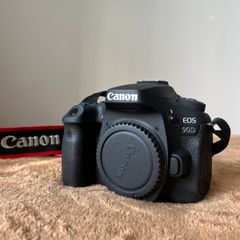 Canon EOS 90D DSLR (inc Lens / Bag / Acc)