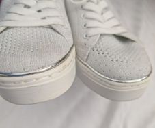 Heavenly Feet Runners in White and Silver Trim