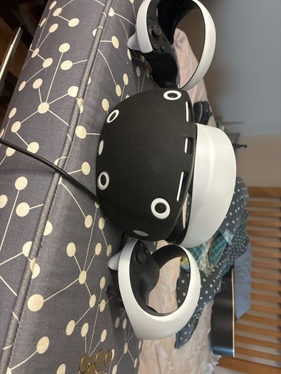 PSVR2 with controllers