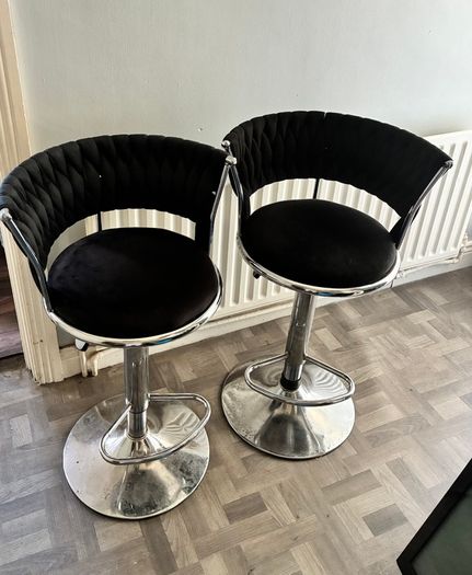2 Kitchen Bar Stools