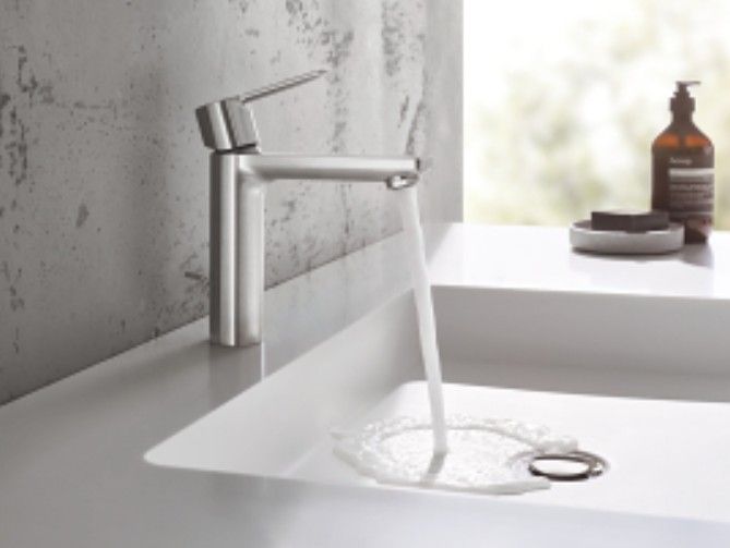 Grohe Lineare 32106001 Bathroom Tap