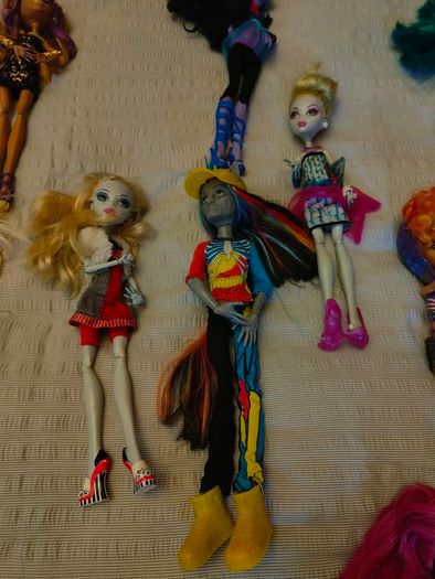 Monster high dolls plays etc and accessories