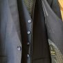 6th sense 3 piece suit Image 3