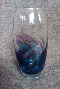 Jerpoint ,hand blown,Tulip Vase,Heather design