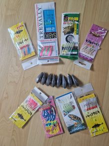 8packs Feathers plus weights