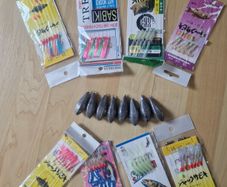8packs Feathers plus weights