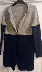 Wool Cardigan 8/10