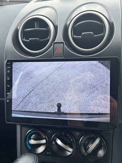 Nissan Qashqai+2 2010 read ad
