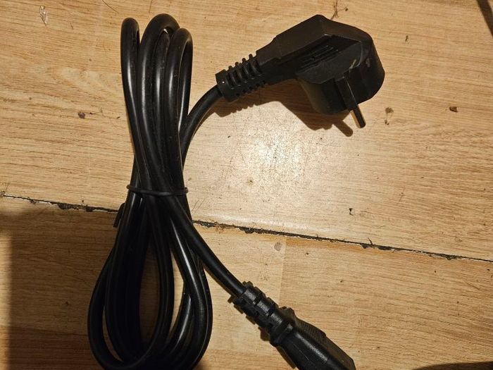 Audio Cables and Equipment Mixed Lot