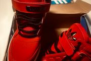 Bnib Adidas Trainers Runners Size  11