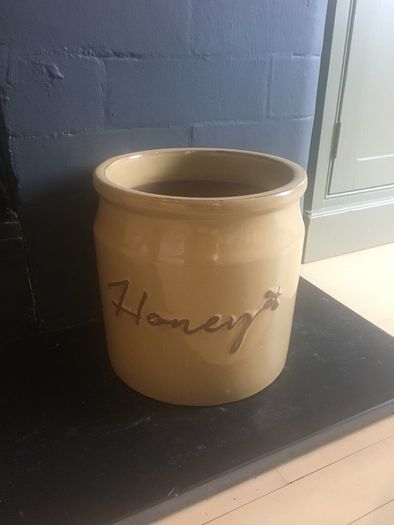 Large heavy 'Honey' Jar / Pot