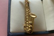 Saxophone Brooch