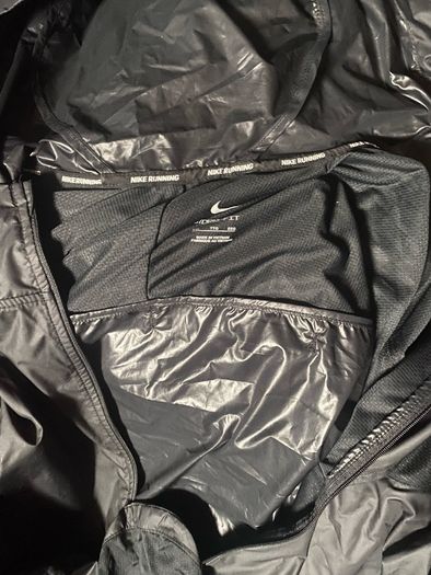 Nike Rain shield Jackets running division size xxl Brand new with tag