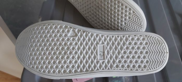 Girls shoes UK4 by Nanette Lepore NEW!
